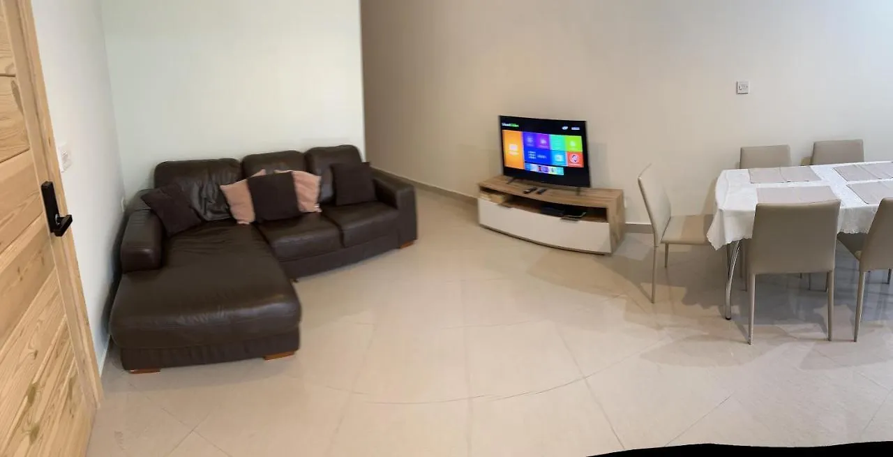 Apartmán Ewa Apt - 3-Bed Near Sliema - St Julians Seafront Malta